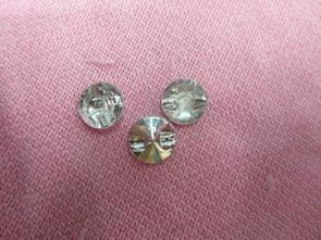 廠家直銷優質手縫亞克力衛星紐扣 多領域應用的時尚與實用之選